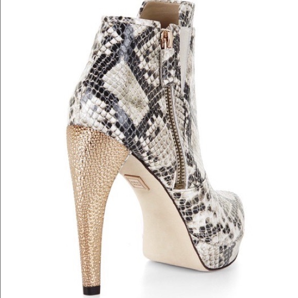 Herve Leger Mercer Booties Anaconda Print sz 8 EUC - Picture 2 of 16